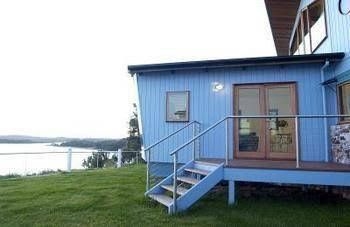วีลเฮาส์ อพาร์ตเมนท์ (Wheelhouse Apartments)1