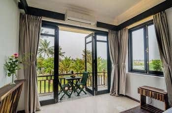 Tra Que Riverside Resort & Spa. Tra Que Riverside Resort & Spa.