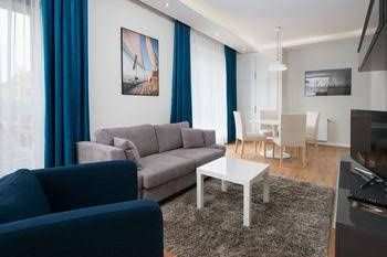 Apartinfo Apartments - Kwartal Kamienic0