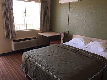 Regal Inn2