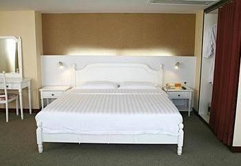 Aierbo Internatioanl Hotel4