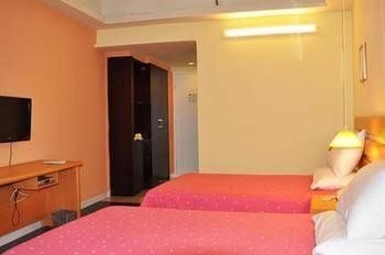 Home Inn Yiwu International Trade Center1