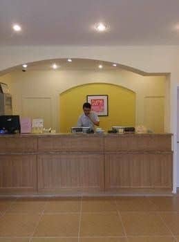 Shanghai Home Inn - Wuzhong Road Shanghai Home Inn - Wuzhong Road