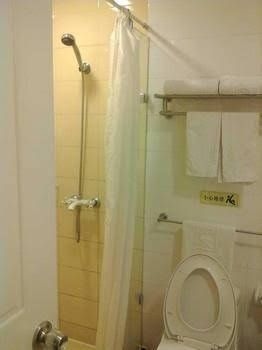 Home Inn Shanghai North Sichuan Road Hailun Road Subway Station Branch2