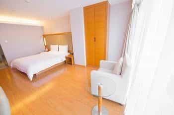 Hanting Seasons Hotel Hanting Seasons Hotel