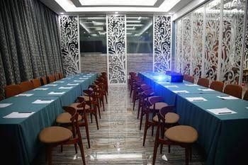 Caleche Apartment Hotel1