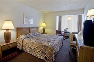 Americas Best Value Inn Portland3