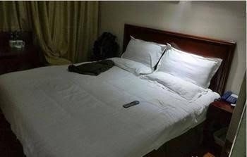 Greentree Inn3