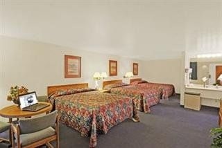 Americas Best Value Inn Boulder University2