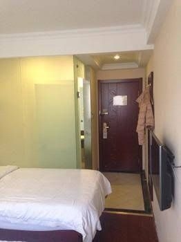 Green Tree Inn Tianjin Daqiao Avenue4