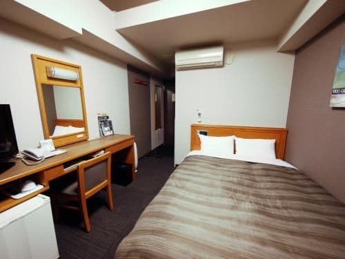 Semi Double Room - Non-Smoking