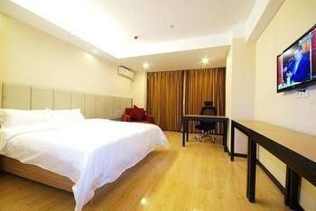 Zhixuan Apartment Shenyang Taiyuan Street Branch4