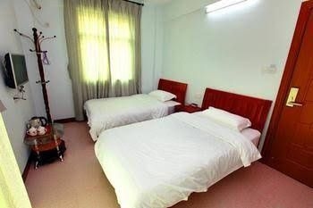 3W Sea View Hotel4