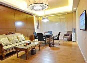 Ballad Hotel3