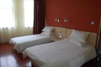 Fast Hotel Chain - Ma'anshan Railway Station0