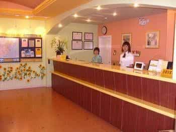 Qingdao Home Inn - Central Business District Qingdao Home Inn - Central Business District