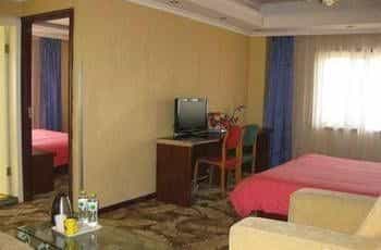 Home Inns Hong Kong Middle Road - Qingdao Home Inns Hong Kong Middle Road - Qingdao