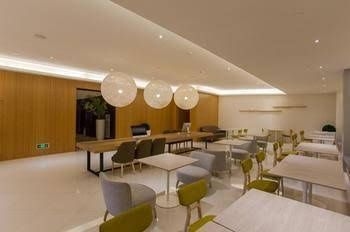 All Season Hotel Wuhan Guanggu Software Park4