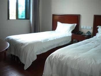Greentree Inn Hangzhou West Lake Leifeng Tower Greentree Inn Hangzhou West Lake Leifeng Tower
