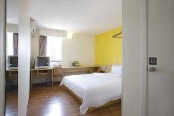 Seven Days Hotel Seven Days Hotel