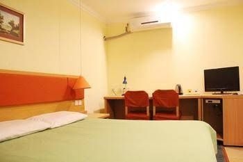 Qingdao Home Inn - Shandong Road3
