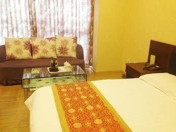 Xingangwan Business Hotel4