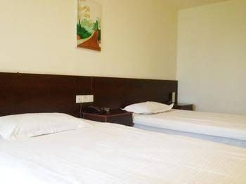 Xingangwan Business Hotel1