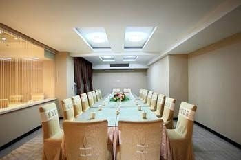Wulong Kaidi Hotel1