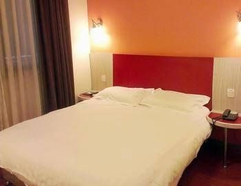 Motel 168 Shanghai Pujian Road Tangqiao Metro Station Branch1