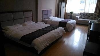 Qingdao Lucky and Better Hotel1