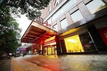 Hollyear XK Hotel4
