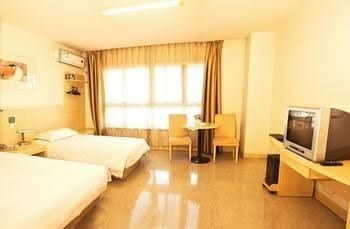 Meiluo Business Hotel4