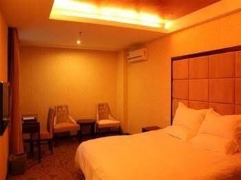 Chengji Business Hotel3