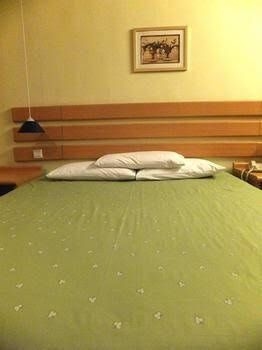 Home Inn Hotel2