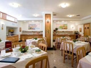 Comfort Hotel Gardenia Sorrento Coast Comfort Hotel Gardenia Sorrento Coast