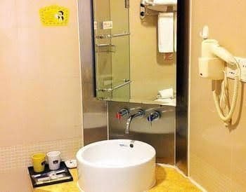 Home Inn Jingshi Road - Jinan Home Inn Jingshi Road - Jinan