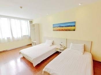 Hanting Express Haikou Guomao Wenquan4