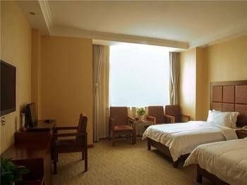 Mellow Orange Hotel4