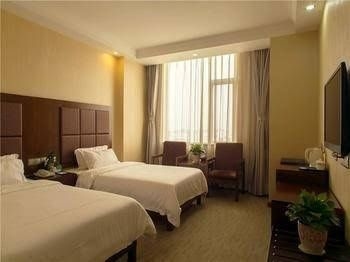 Mellow Orange Hotel3