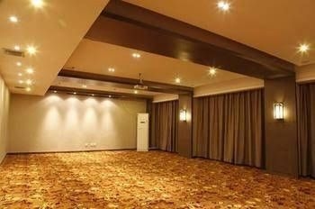 East Milan Hotel- Zhengzhou4