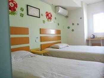 Xindingxiang Business Hotel Qingdao Long-distance Bus Station3