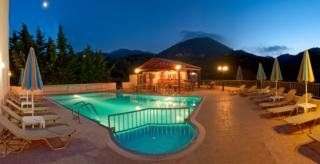 Elpis Studios & Apartments3