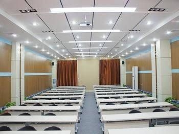 Yiyi Fashion Hotel1