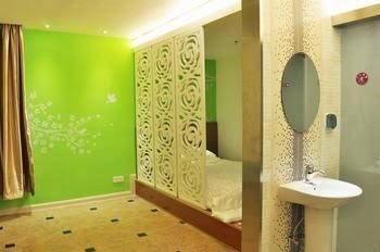 Guangzhou Weiba Hotel0