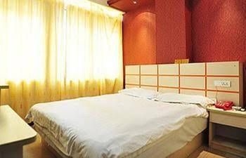 Wuhan Shengxinyuan Hotel4