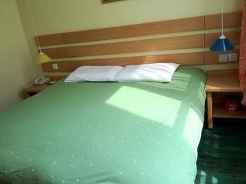 Home Inn Taizhou Hailing South Road4