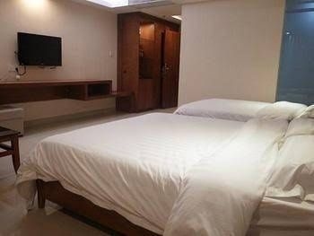 Changzhijiang Business Hotel0