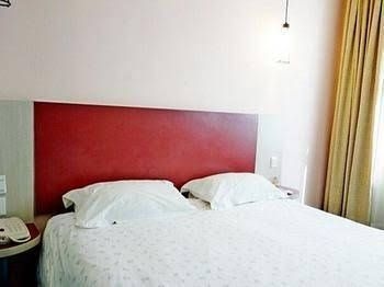A9 Motel 1590