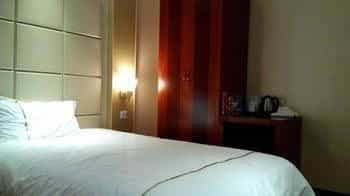 Yishang Holiday Inn Yishang Holiday Inn