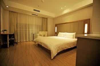 Season Hotel Season Hotel